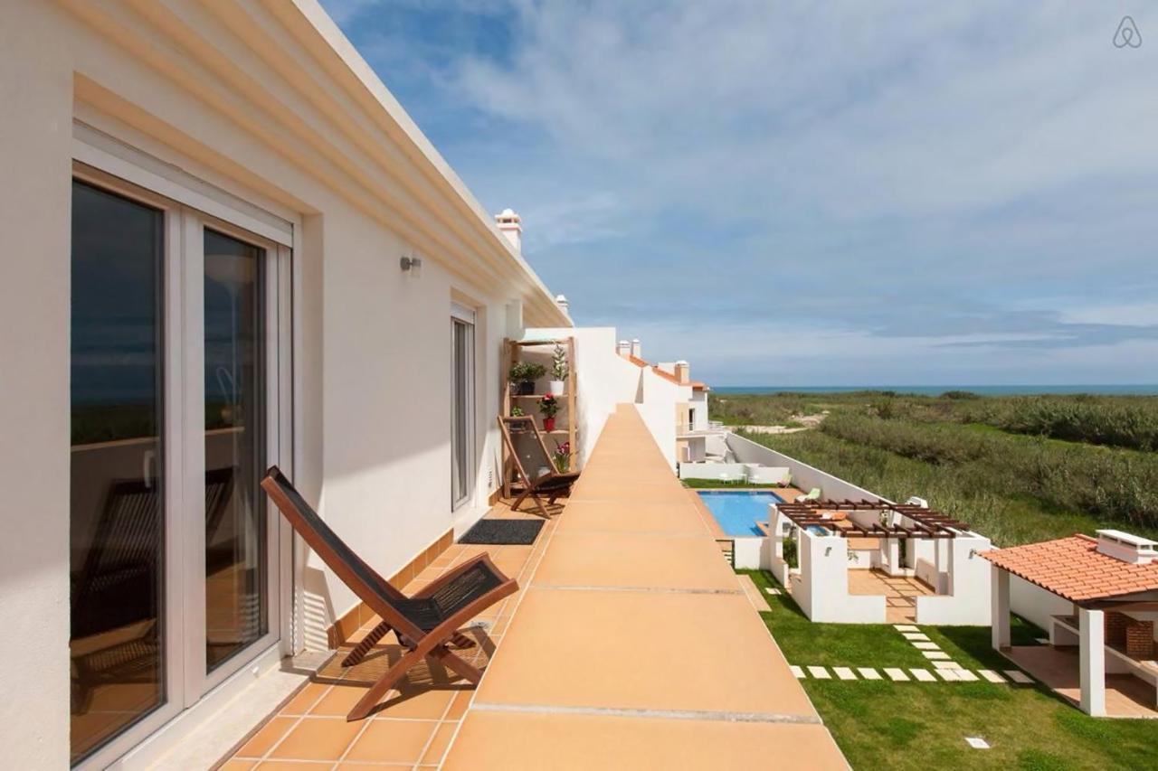 Casa Baleia - Praia E Piscina - 10 Pessoas Ferrel  Buitenkant foto